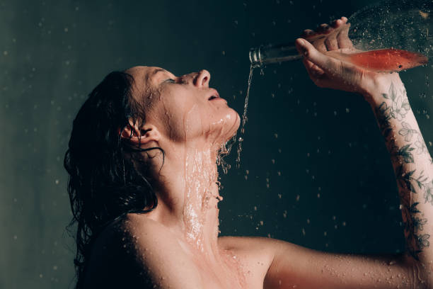 Tắm sau khi uống rượu: Bạn có thể gặp tử thần!