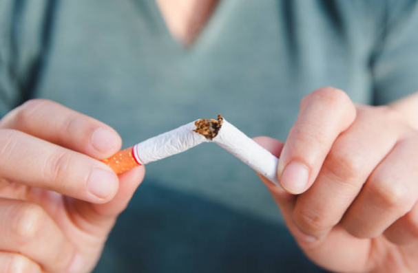 Bỏ thuốc lá ngay từ bây giờ là điều buộc phải làm để phòng ung thư phổi