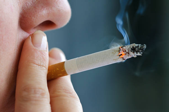 Hút thuốc là nguyên nhân hàng đầu gây khí phế thũng
