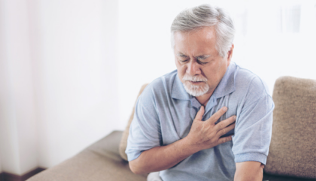 Khó thở là triệu chứng chính ở bệnh nhân khí phế thũng