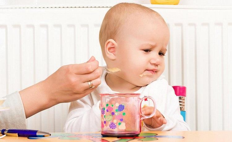 Giải pháp khắc phục tình trạng biếng ăn ở trẻ em 1 - 2 tuổi