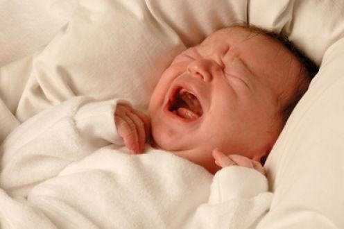 Tìm hiểu về bệnh viêm mũi họng ở trẻ sơ sinh