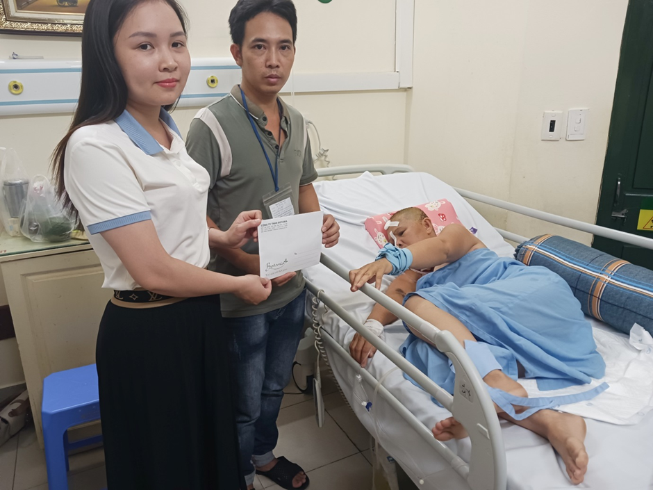 Công ty Botania giúp đỡ bà mẹ bất hạnh tìm lại sự sống!