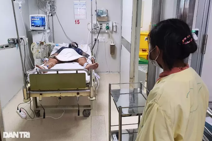 Công ty Botania giúp đỡ người bố trẻ nguy kịch