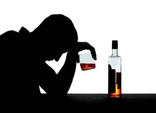 Cảnh báo 5 loại bệnh nguy hiểm từ việc uống rượu